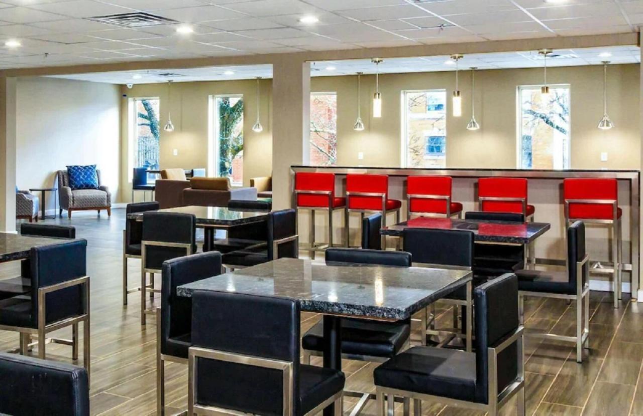 The Penn Stroud, Stroudsburg - Poconos, Ascend Hotel Collection Экстерьер фото