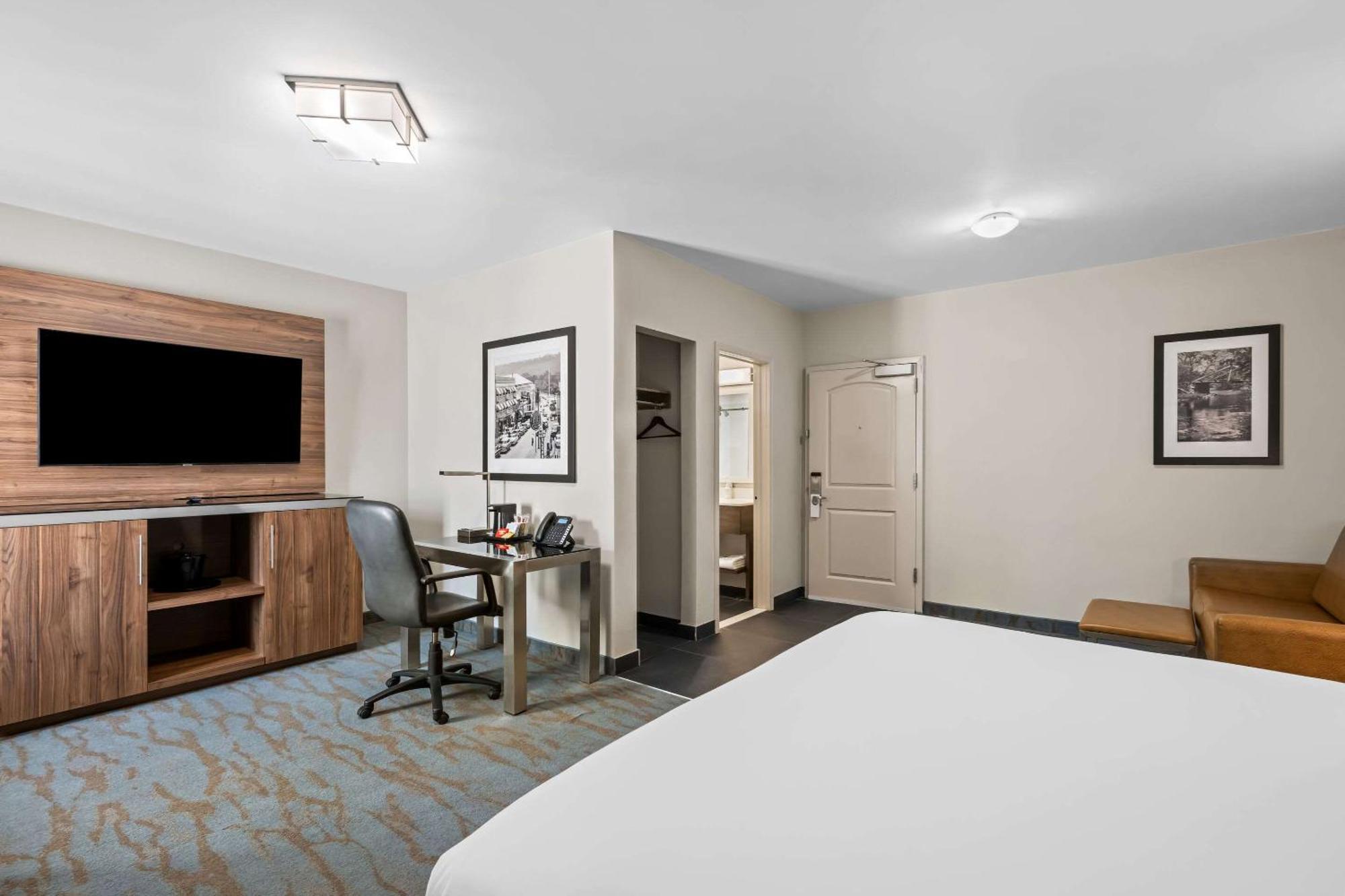 The Penn Stroud, Stroudsburg - Poconos, Ascend Hotel Collection Экстерьер фото