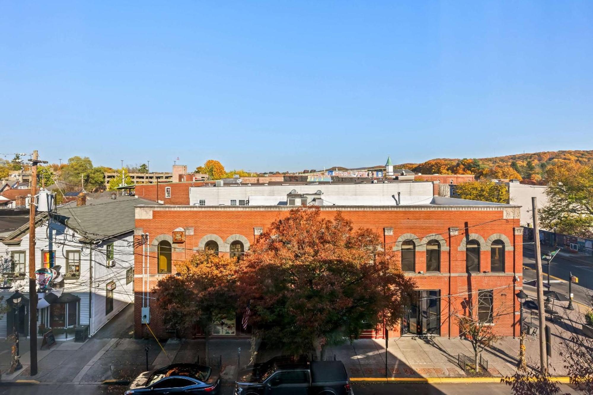 The Penn Stroud, Stroudsburg - Poconos, Ascend Hotel Collection Экстерьер фото